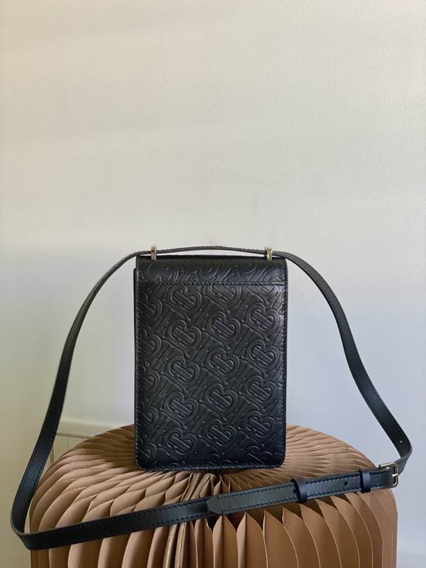 Robin 2211 13.5x4.5x19cm yz 01 (3)