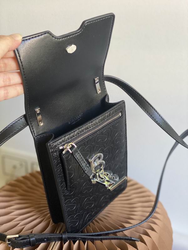 Robin 2211 13.5x4.5x19cm yz 01 (7)