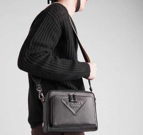 Saffiano 2VH152 24x18x6cm ap 05 (3)