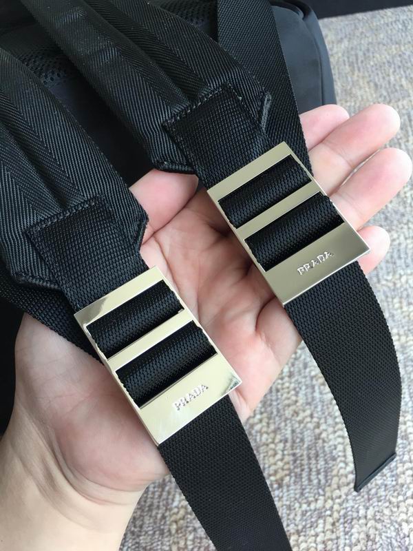 Saffiano 2VZ025 29x40x17cm ap 04 (9)