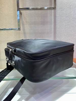 Saffiano 2VZ064 26x35x12cm ap 05 (4)