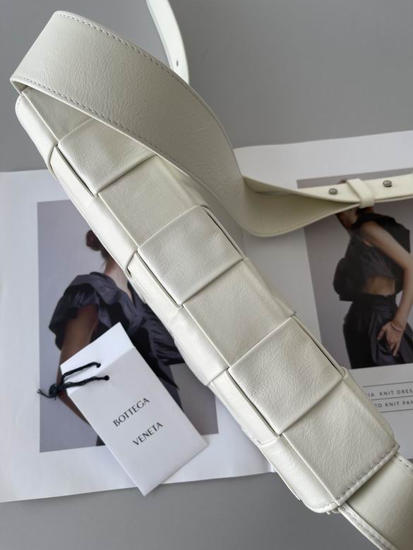 The Stretch 27x10x18cm BG (2)