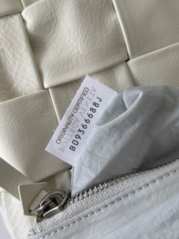 The Stretch 27x10x18cm BG (7)