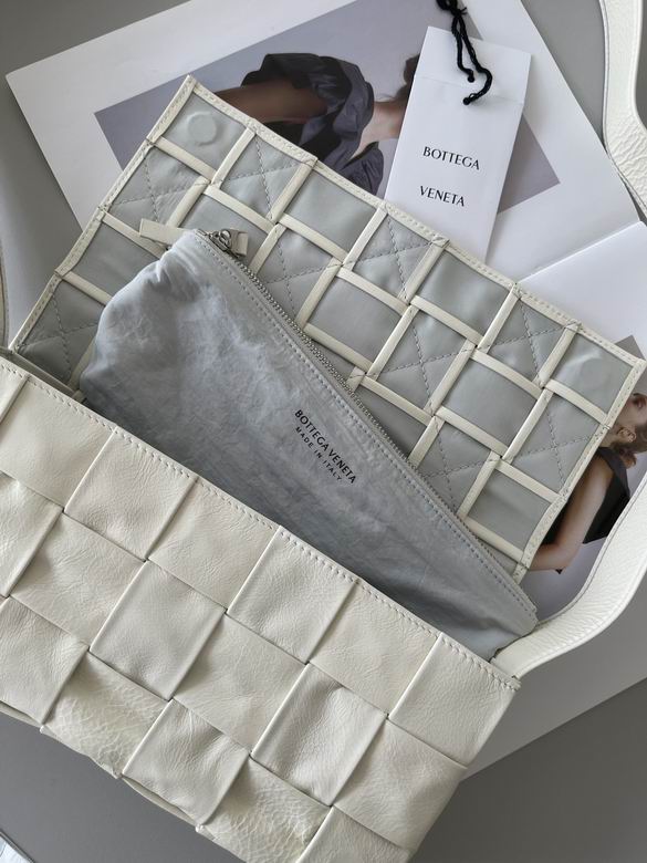 The Stretch 27x10x18cm BG (8)