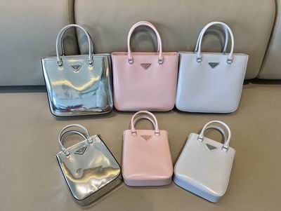 Tote 1BA331 15x17.5x5cm ap 13 (1)