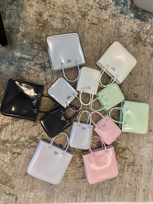 Tote 1BA331 15x17.5x5cm ap 13 (2)