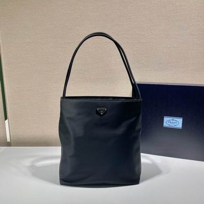 Tote B6242 30x32x8cm ap 07 (1)