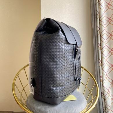 VS105 35X43X15cm WP (2)