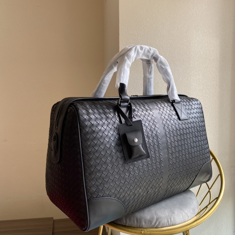 VS688 46X28X24cm WP (2)