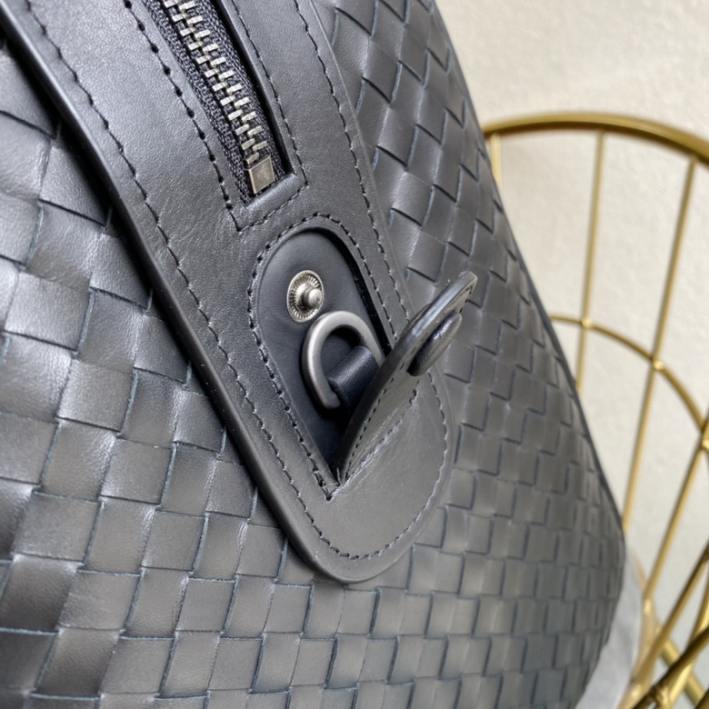 VS688 46X28X24cm WP (7)