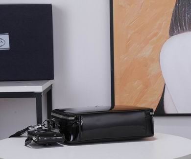 WM2VH069 22X16X6 (4)