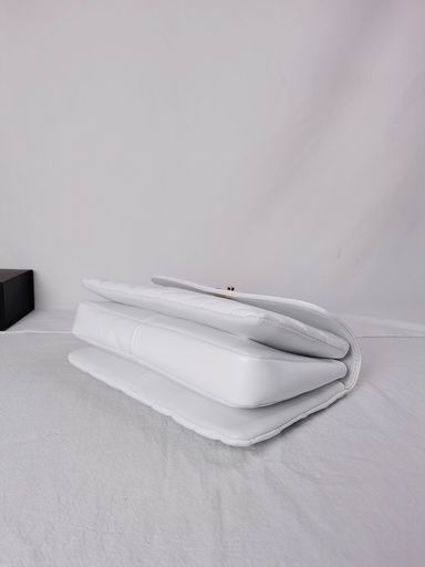 WO218132 25X17X12 (32)