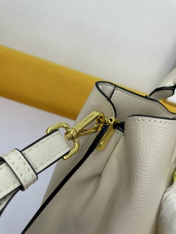 WW5002白 30X22X13 (6)