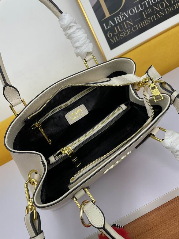 WW5005白 30X22X13 (2)