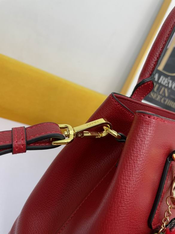 WW5005红 30X22X13 (7)