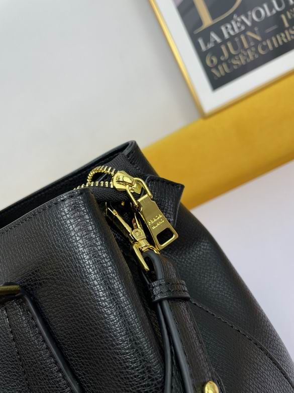 WW5005黑 30X22X13 (6)