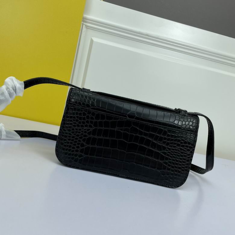 WW674293 23X13X6 (11)