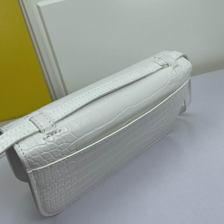 WW674293 23X13X6 (20)