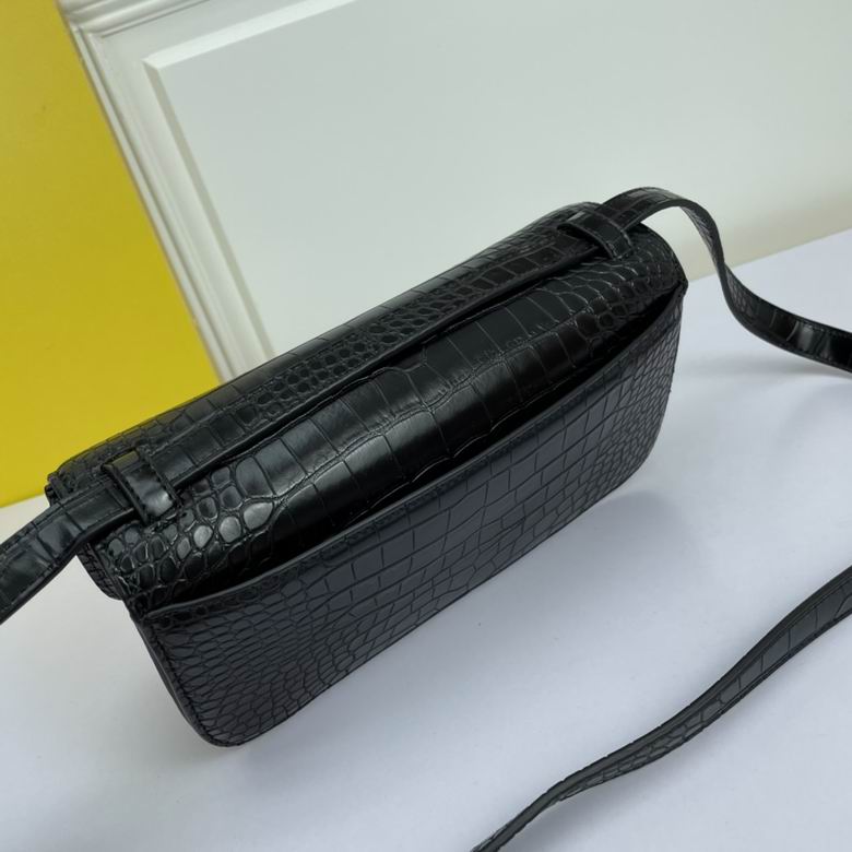 WW69321黑 25X12X8 (4)