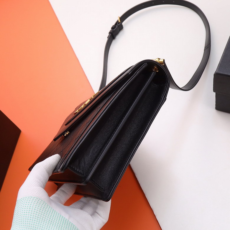 YSL 393953 19x11 5x4cm 8D9_3