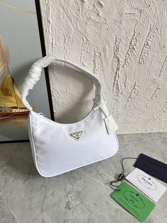 hobo 22X6X16.6cm 081701 YT 1 (1)