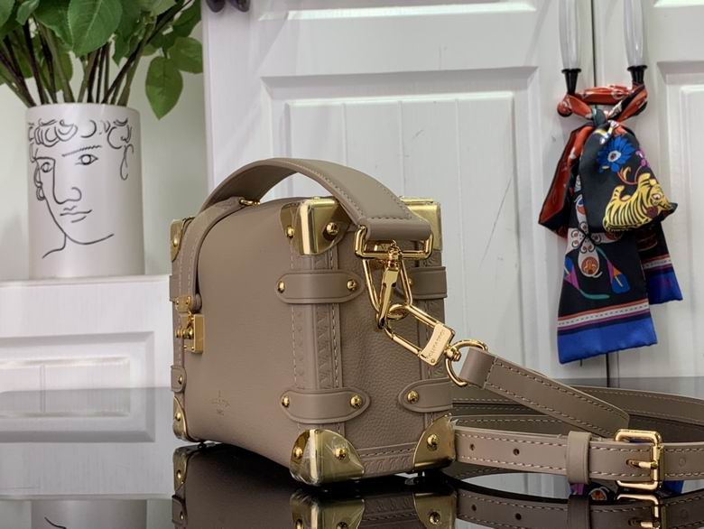 m25067 18X12.5X8cm YG 2