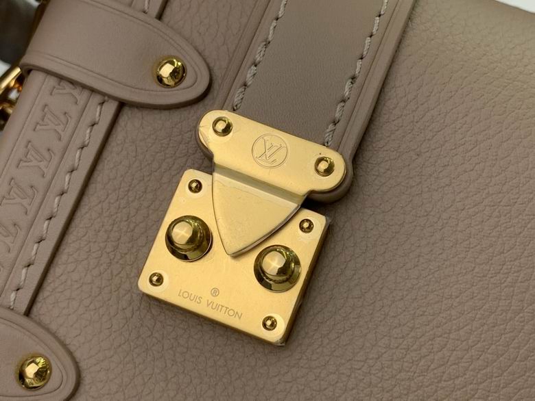 m25067 18X12.5X8cm YG 6