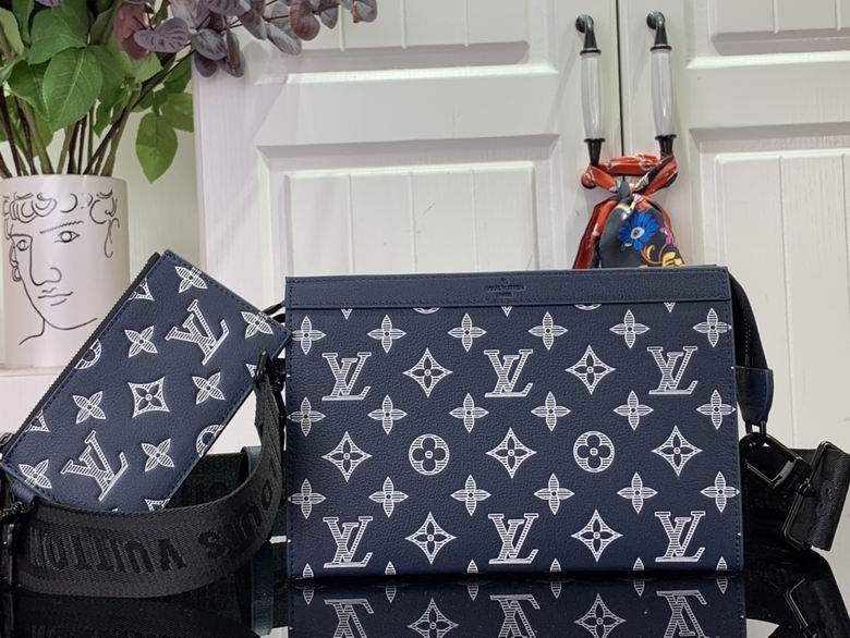 m83384 22X14.5X4.5cm YG 1