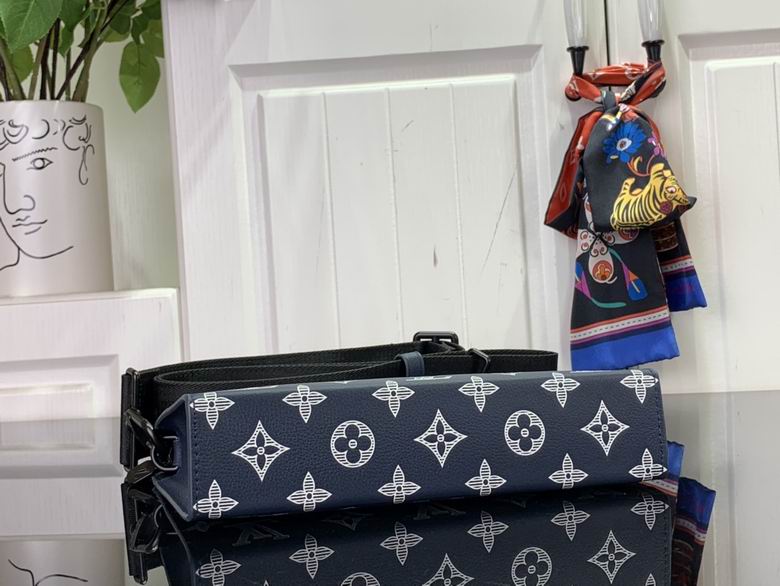 m83384 22X14.5X4.5cm YG 4