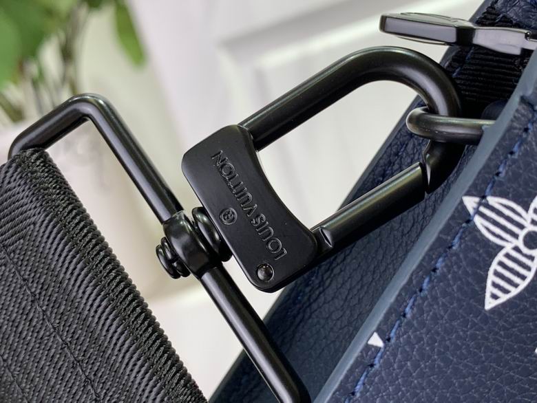 m83384 22X14.5X4.5cm YG 6