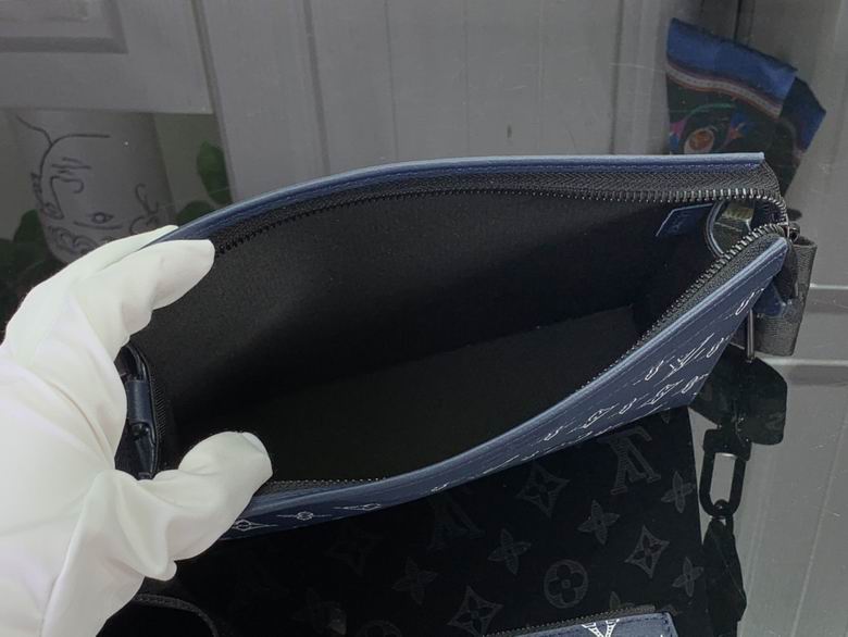 m83384 22X14.5X4.5cm YG 8