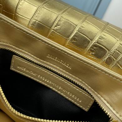 triplet 6882 21X8X12.5cm YW (32)