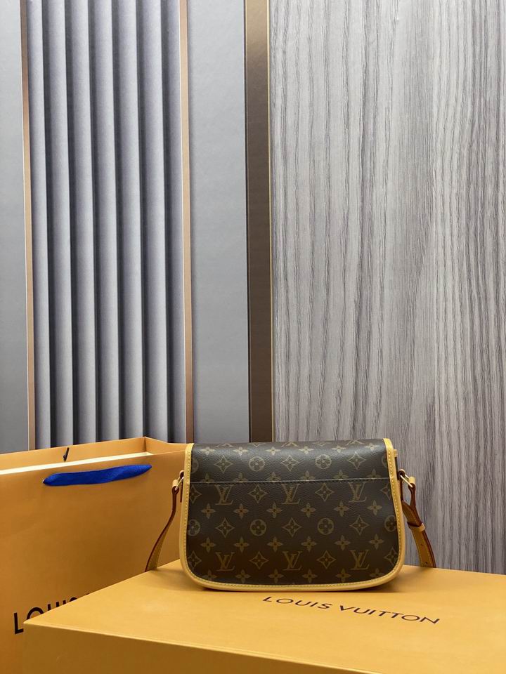 中古包M42250 27x8.5x17cm gf (4)