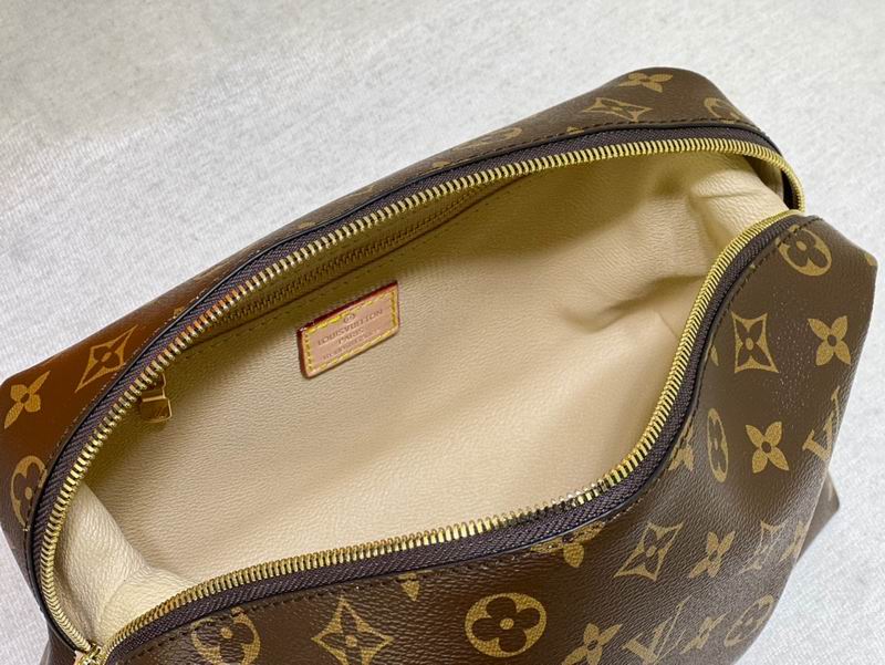 化妆包M46458 27x18x9cm ss (10)