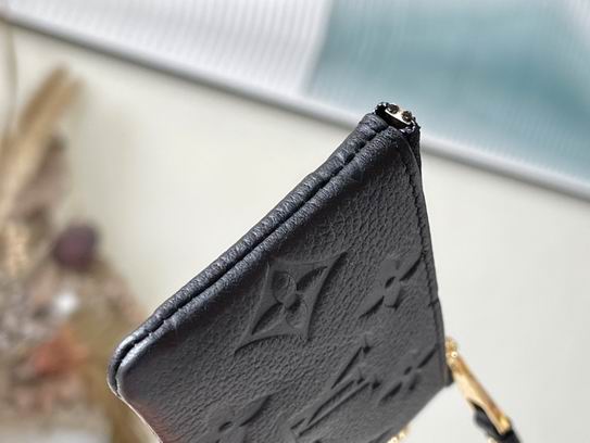 钥匙包M80879 12x7x1.5cm gf (4)