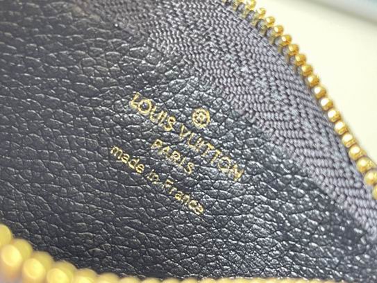 钥匙包M80879 12x7x1.5cm gf (9)