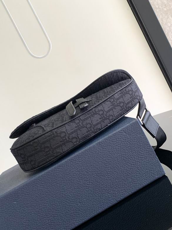 093 20X28.6X5cm YG 2色 3