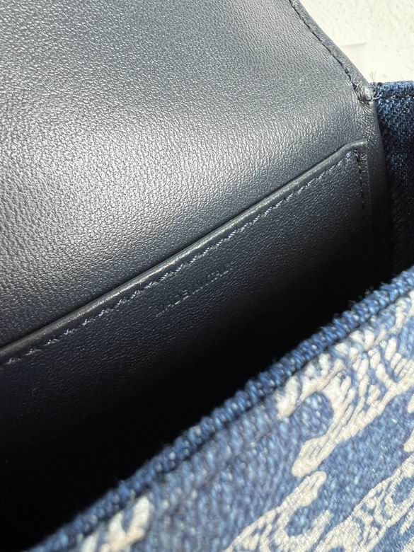 10L843 11X9.5X4cm YG 6