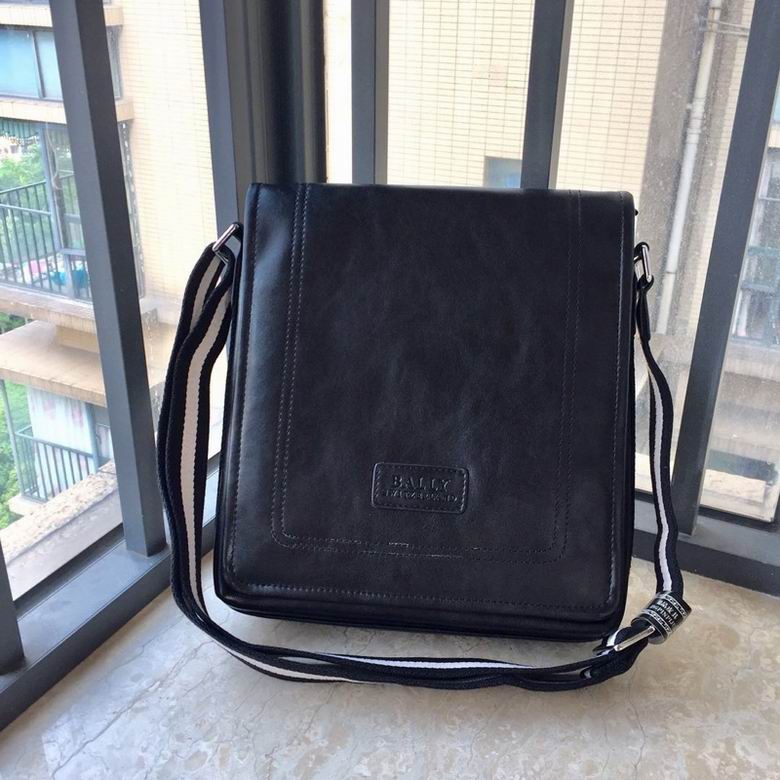 13657 28X8X26cm XM 0