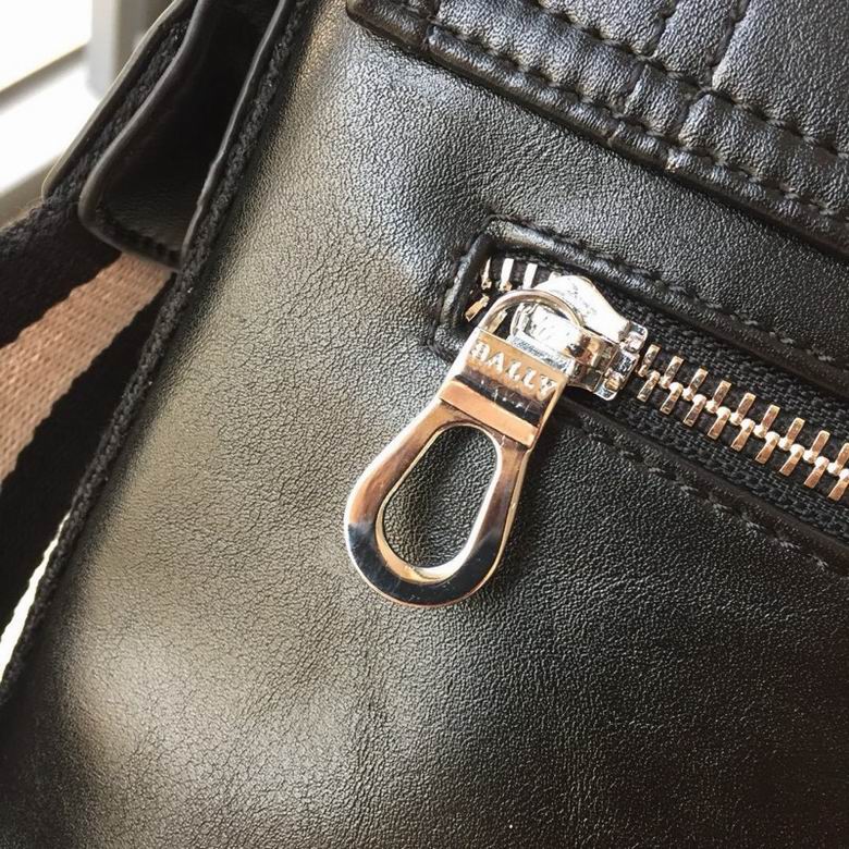 13657 28X8X26cm XM 5