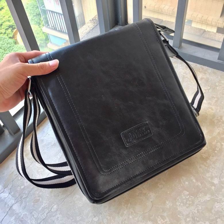 13657 28X8X26cm XM 6