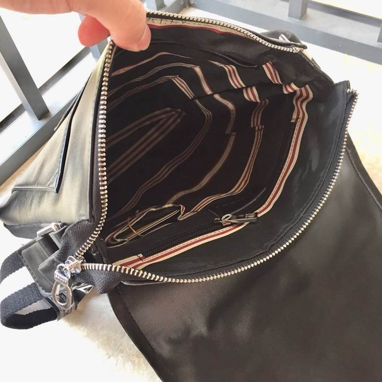 13657 28X8X26cm XM 7