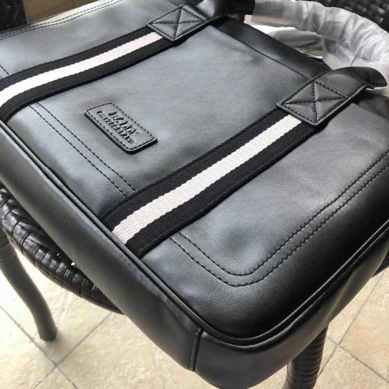 13688 39X30X8cm XM 6