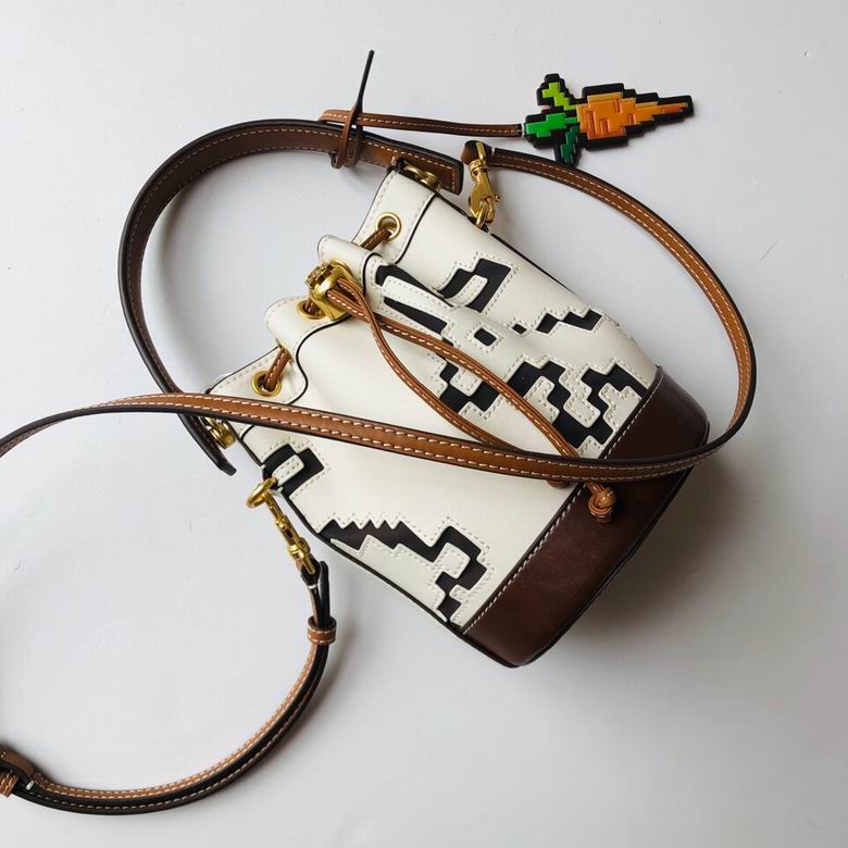 1616 18X14X8.2cm TB 7