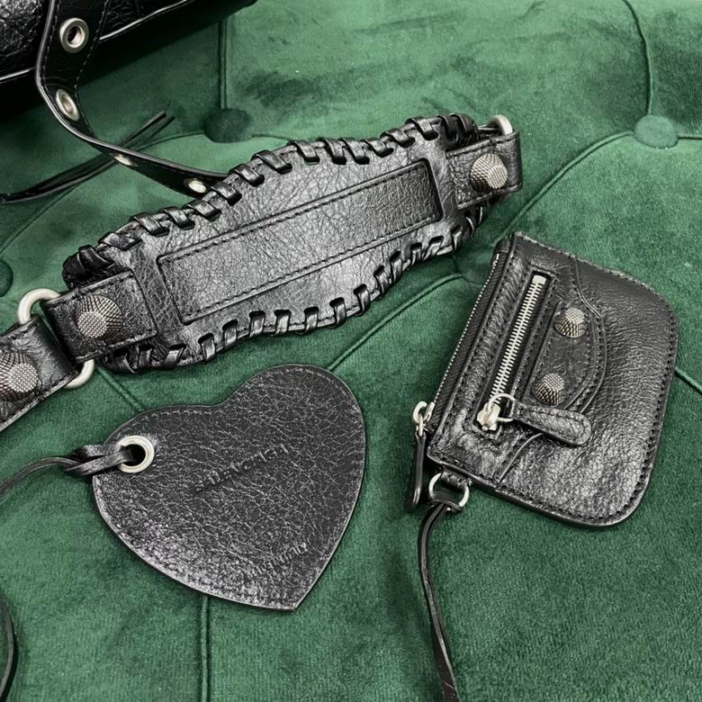 1687S 20X14X12cm GY 8