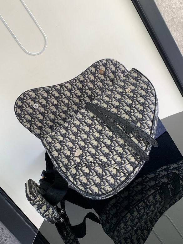 1ADPO211YKY 34X25.5X5cm YG 6