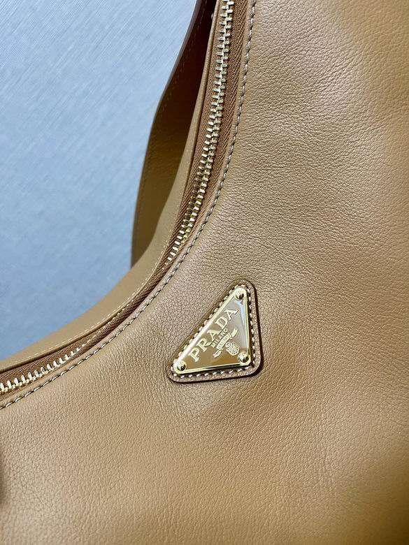 1BC228 39X24X11.5cm YG 4色 13