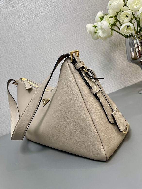 1BC228 39X24X11.5cm YG 4色 3