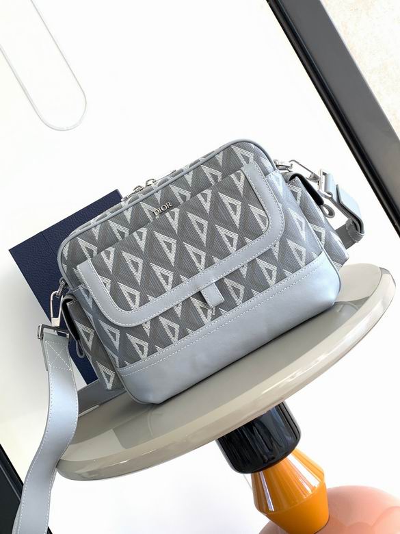 1ESME077CDP 26X21X8cm YG 0