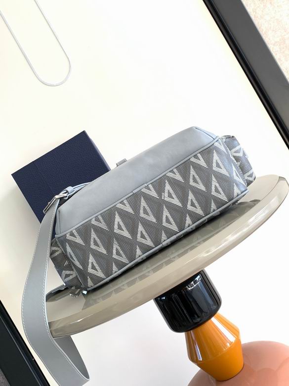 1ESME077CDP 26X21X8cm YG 3